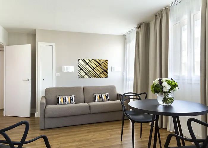 Aparthotel Citadines Tour Eiffel Parigi